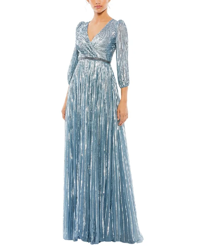YEAR-End Clearance Mac Duggal A-Line gown